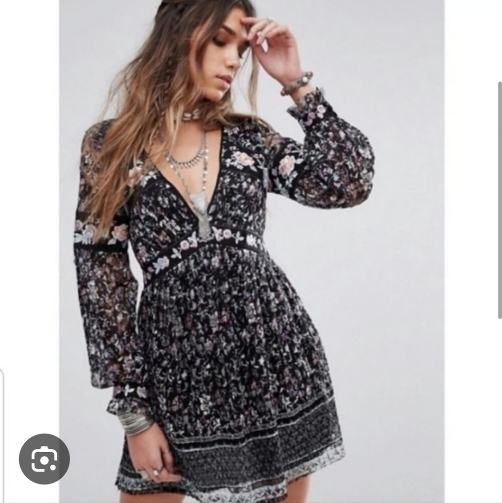 Free People‎ Cherry Blossom Floral Black and Pink Dress Size 4